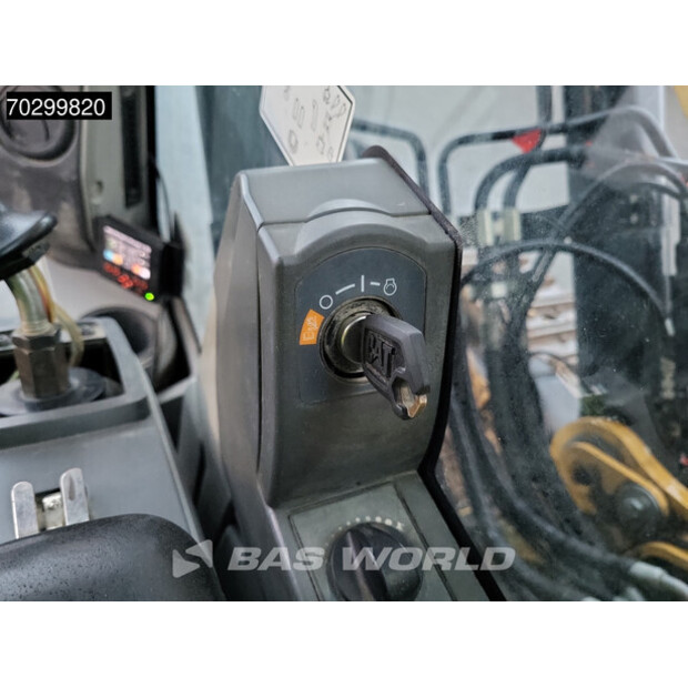 2018 Caterpillar 352F-43625967