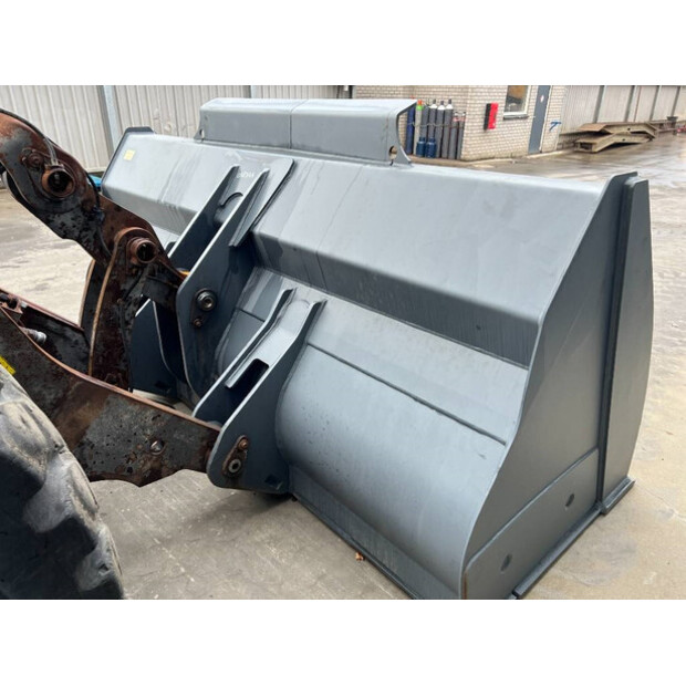 2017 Volvo L120H-43626430