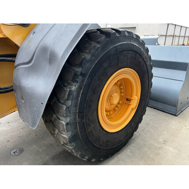 2017 Volvo L120H-43626445