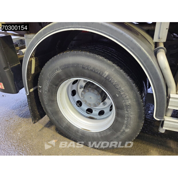 2015 Mercedes-Benz Antos 1824-43627878