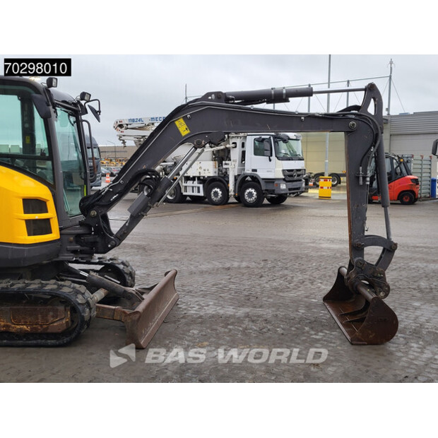 2017 فولفو ECR50D-43627921