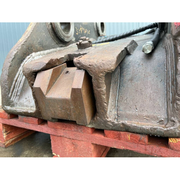 2016 Caterpillar 349E-43627979