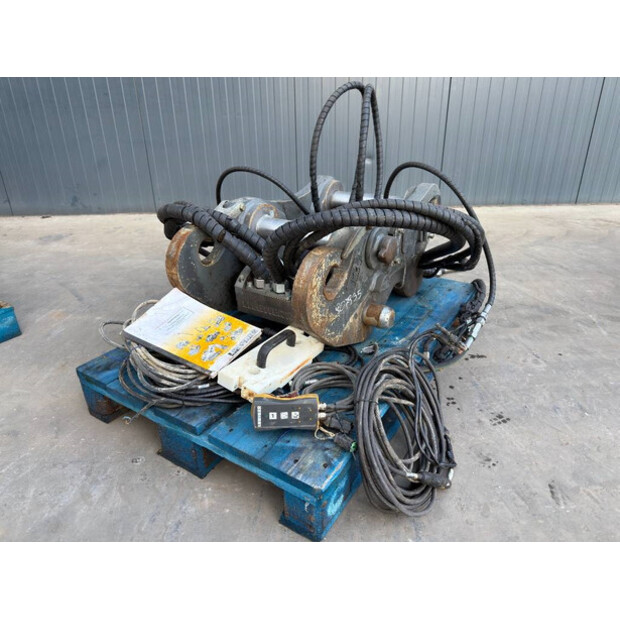 2016 ليبهير SWA48-43628036