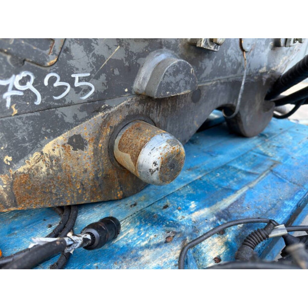 2016 ليبهير SWA48-43628043