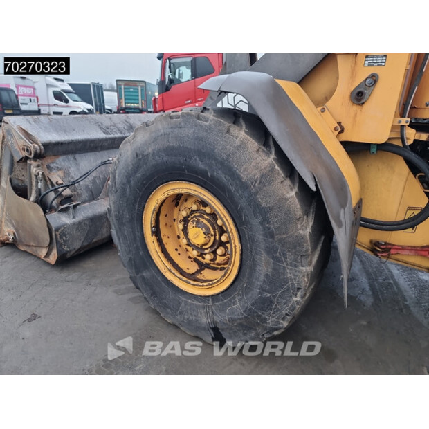 2006 فولفو L60E-43628261