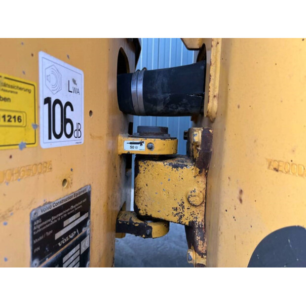 2010 Volvo DD22-43629938