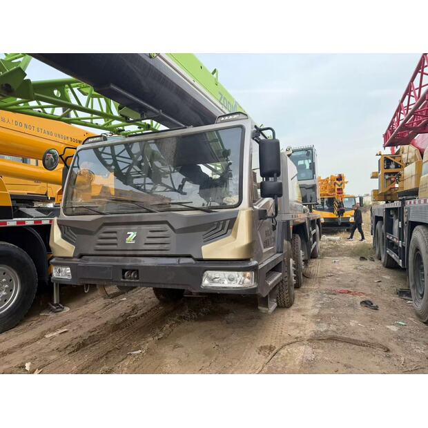 2020 زووم ليون 50-43630033