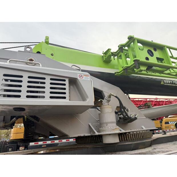 2020 زووم ليون 50-43630036