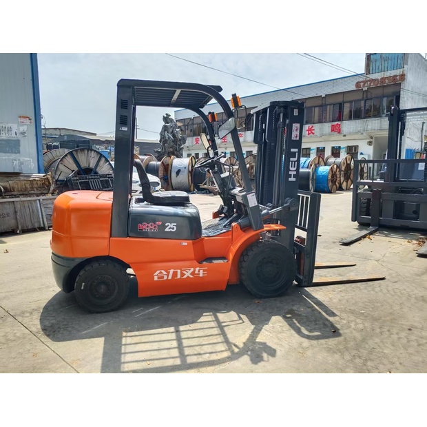 2023 HELI 25-43630064