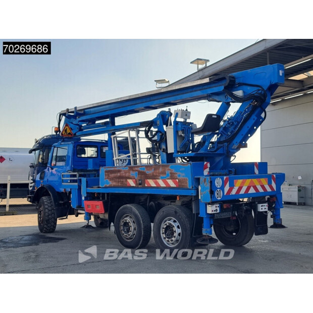 1998 يونموج 24B-43630445