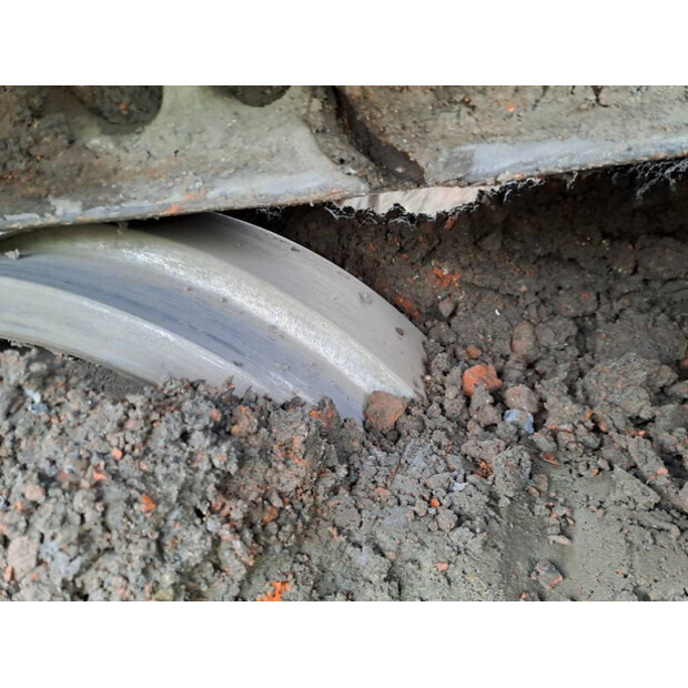 2019 كاتربيلر 374FL-43630468