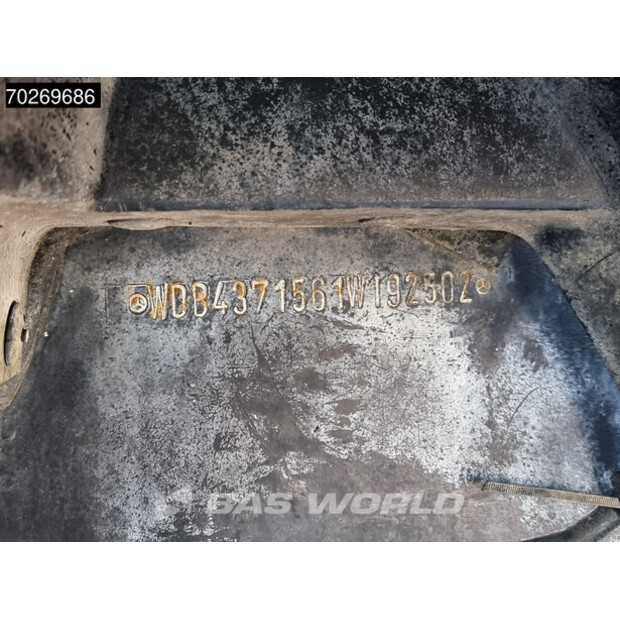 1998 يونموج 24B-43630543