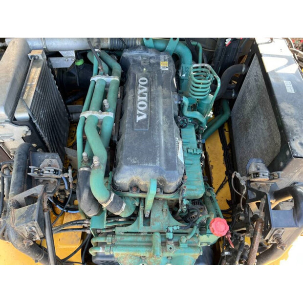 2010 فولفو A30E-43631105