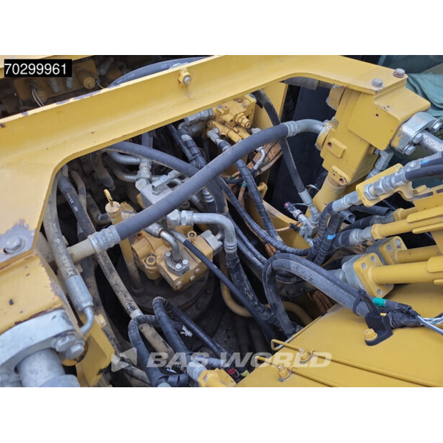 2016 Caterpillar 323EL-43631208