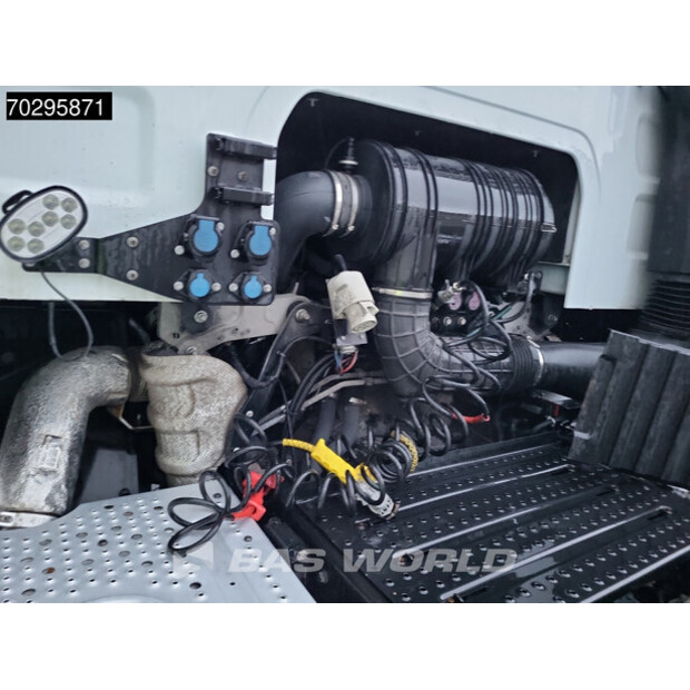 2022 Ford F-Max 500-43631344