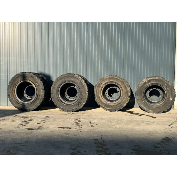 Caterpillar 10.00X20-43631997