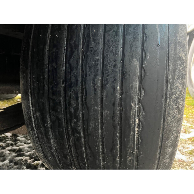 2005 كرون SDP 27-43632350