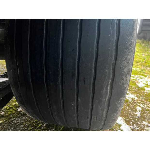 2005 كرون SDP 27-43632351