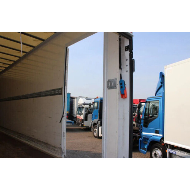 2018 Mercedes-Benz Atego 1221-43632530