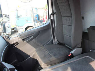 2018-mercedes-benz-atego-1221-1382289-43632549