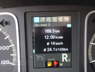 2018-mercedes-benz-atego-1221-1382289-43632557