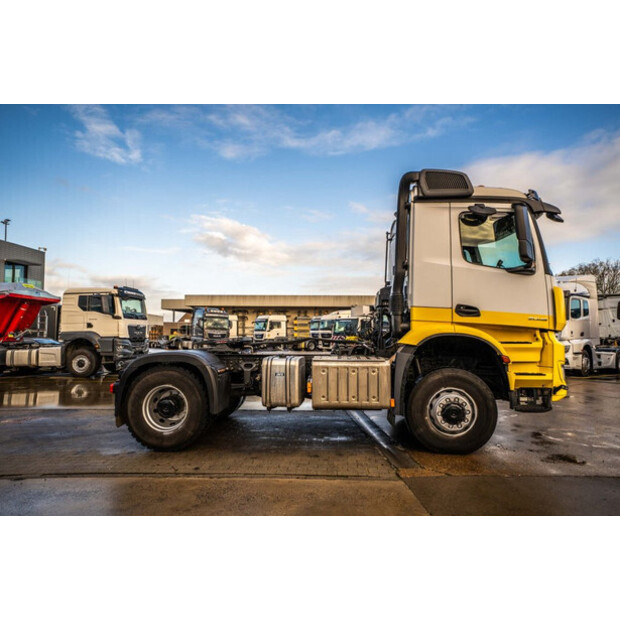 2018 مرسيدس بنز Arocs 2045-43632600