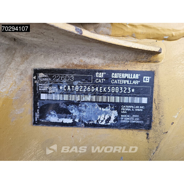 2021 Caterpillar 226 D3 BUCKET + FORKS-43633048