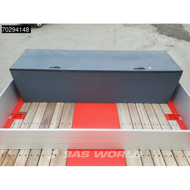 2025 Kässbohrer LB3E-43633098