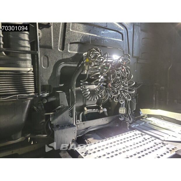 2022 فولفو FH500-43633404