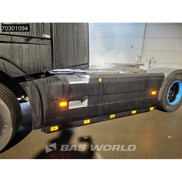 2022 فولفو FH500-43633405