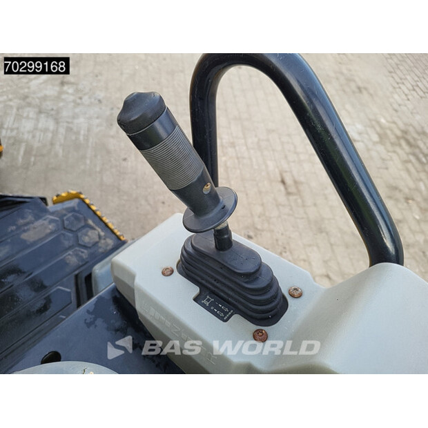 2018 كاتربيلر CB2.7-43633495