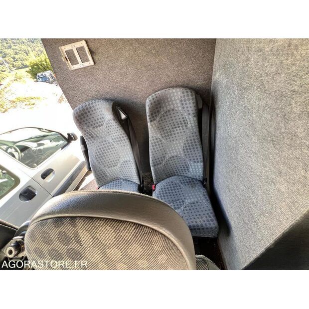 2011 Ford TRANSIT-43647857