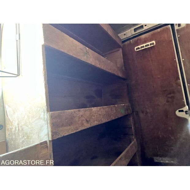 2011 Ford TRANSIT-43647860