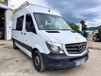 2014-mercedes-benz-sprinter-1382425-43648095