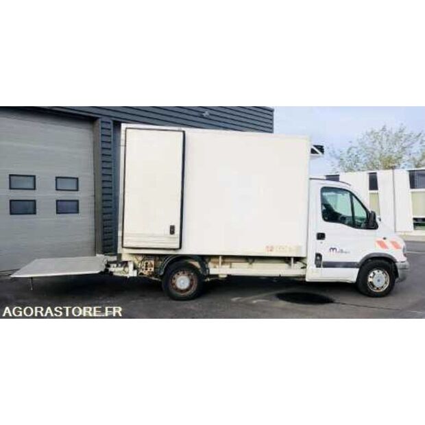 2002 Renault Master-43648650