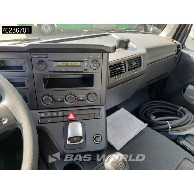 2022 مرسيدس بنز Arocs 4142-43649938