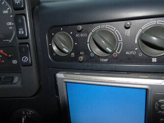 2005-man-tga-18-310-1382566-43650193