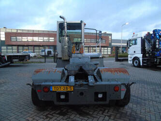 2016-terberg-yt182-1382567-43650227