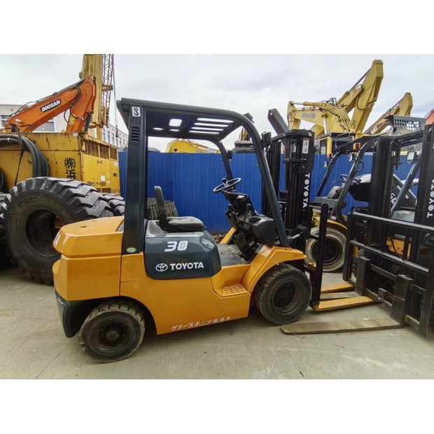 2022 Toyota 30-43650570