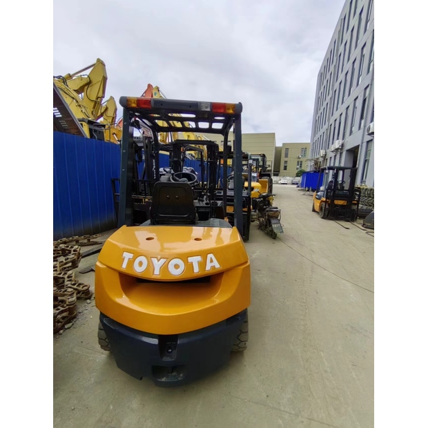 2022 Toyota 30-43650573