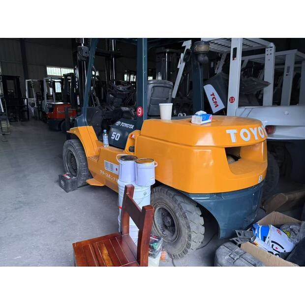 2023 Toyota 02-7FD50-43650588