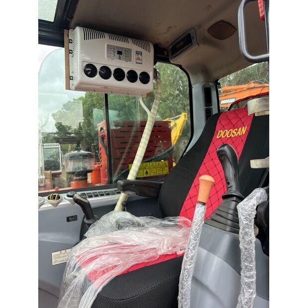 2022 دووسان DX60-43650701