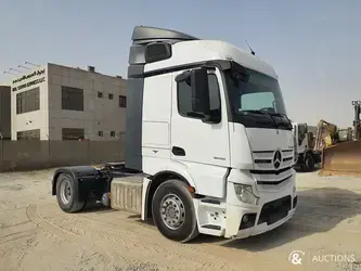 2018-mercedes-benz-actros-1845-1382599-43650792