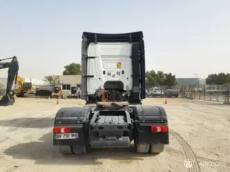 2018-mercedes-benz-actros-1845-1382599-43650796