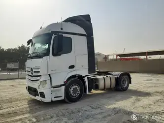 2018-mercedes-benz-actros-1845-1382599-43650800