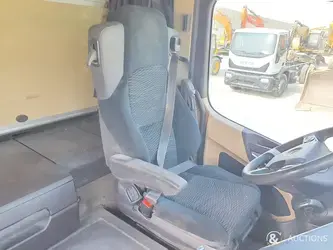 2018-mercedes-benz-actros-1845-1382599-43650814