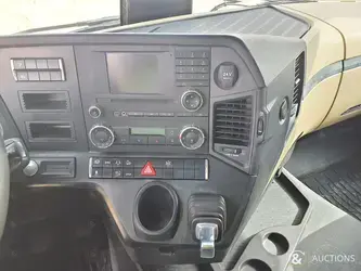 2018-mercedes-benz-actros-1845-1382599-43650822