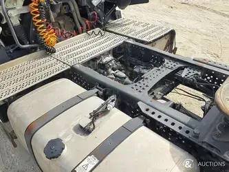 2018-mercedes-benz-actros-1845-1382599-43650839