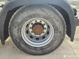 2018-mercedes-benz-actros-1845-1382599-43650844