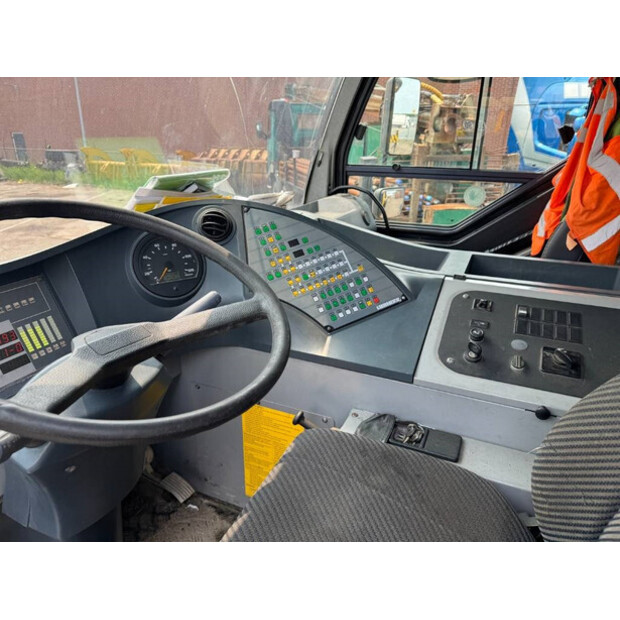 2005 Liebherr LTM 1070-4.1-43651065